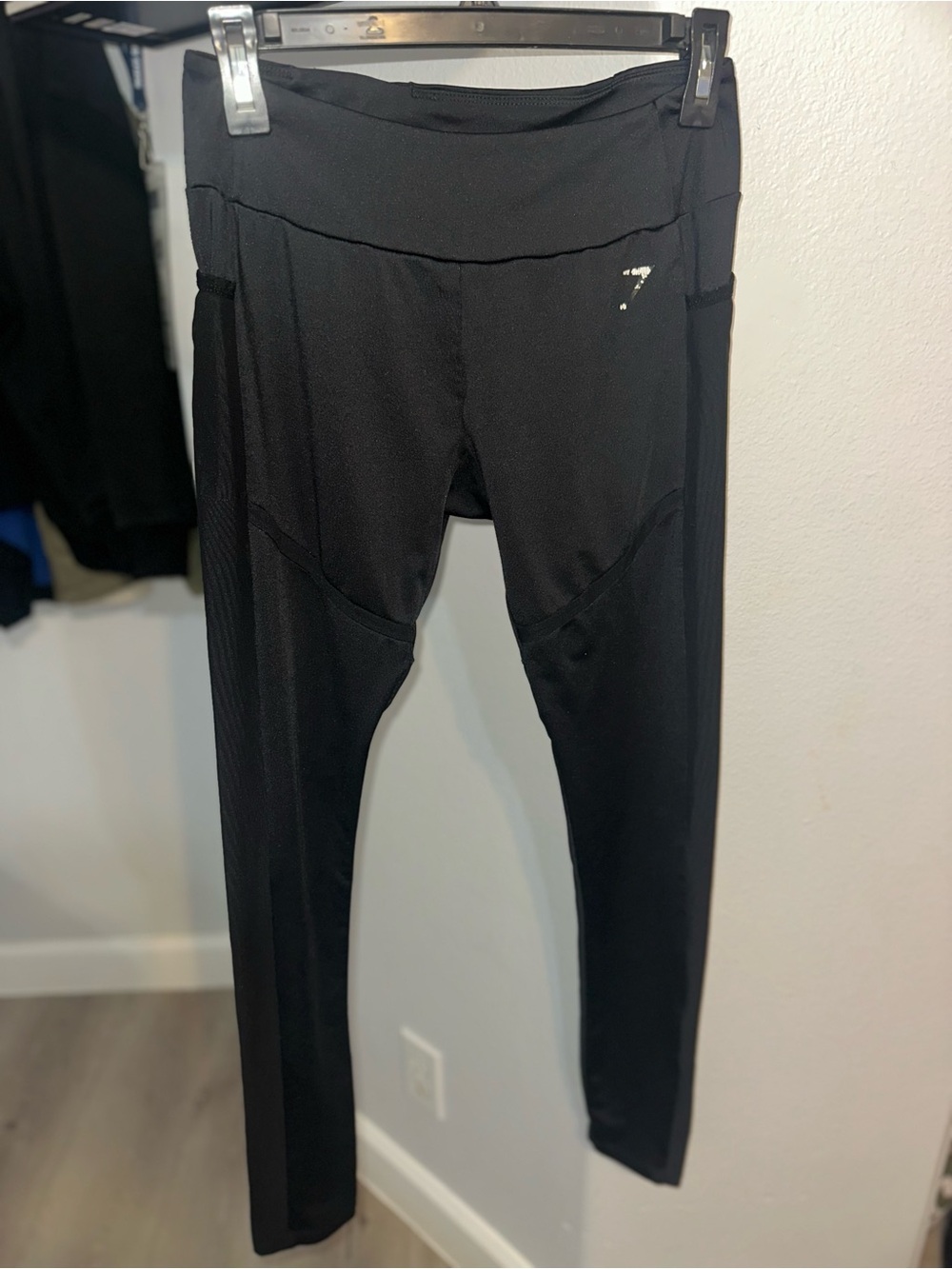 Gymshark Black High-Waist Active mesh Leggings with Side Pockets